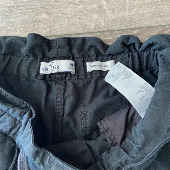 Hollister Ultra High Rise Paperbag Jogger Pants - Picture 5 of 12